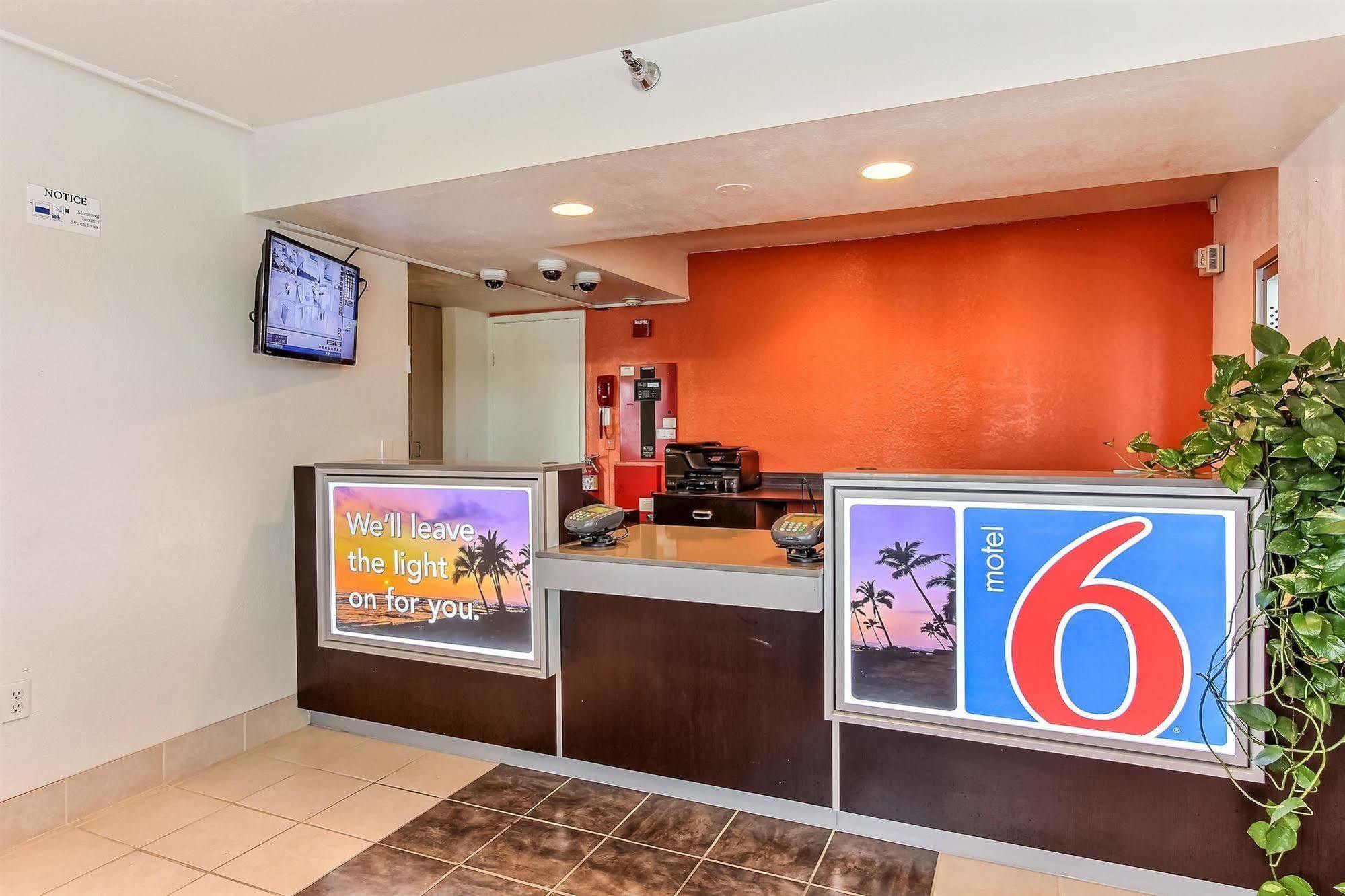Motel 6-Salinas, Ca - South - Monterey Area Eksteriør billede