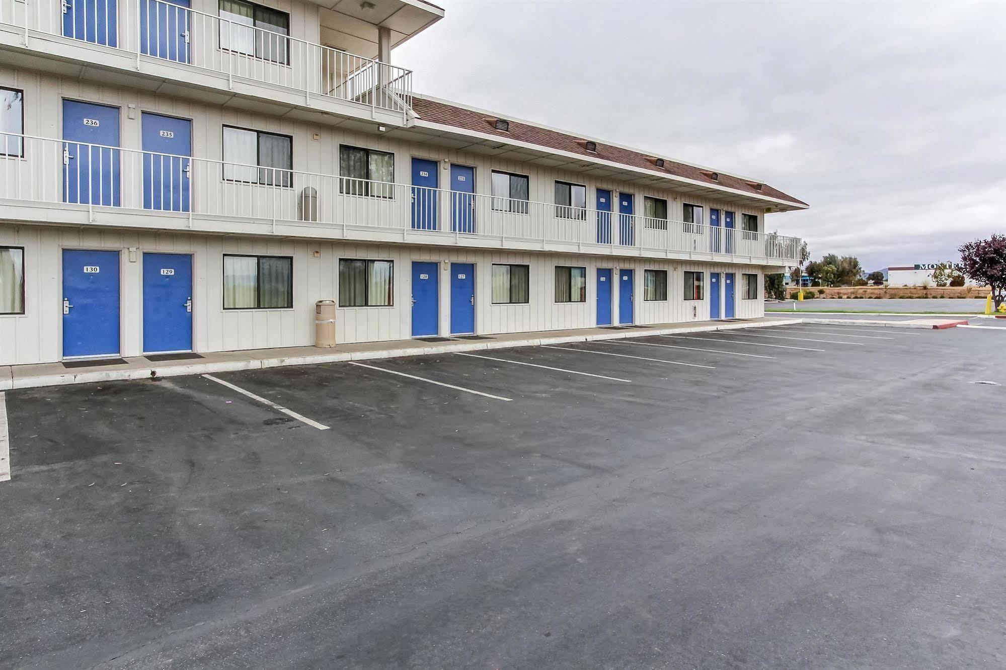 Motel 6-Salinas, Ca - South - Monterey Area Eksteriør billede
